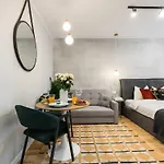 דירה Cosy Stylish - Center *