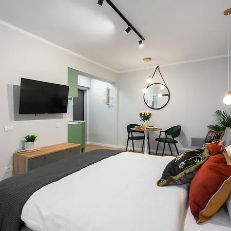 Cosy Stylish - Center